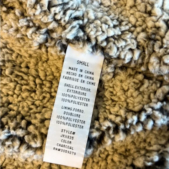 🚨3 for $15 Thread & Supply Gray Sherpa Fleece Fuzzy Fur Pocket Vest Coat Small - Picture 4 of 6